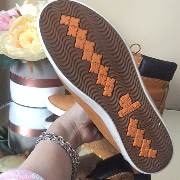 TIMBERLAND Cognac Lace Up Boots - Picture 5 of 14